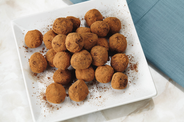 Bittersweet Chocolate Truffles &ndash; PotsandPans