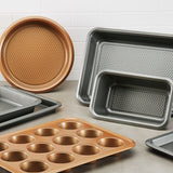 9-Inch Nonstick Round Cake Pan