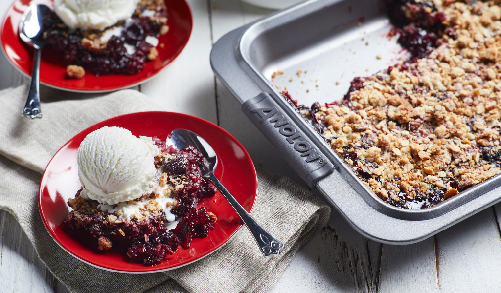 Blackberry-Lemon Pecan Crisp