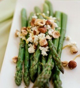 Asparagus with Hazelnuts and Goat Cheese