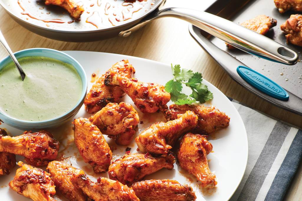 Peruvian Wings with Aji Verde