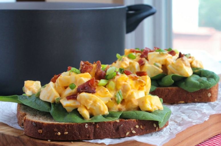 Open-Faced Sriracha Egg Salad Sandwiches