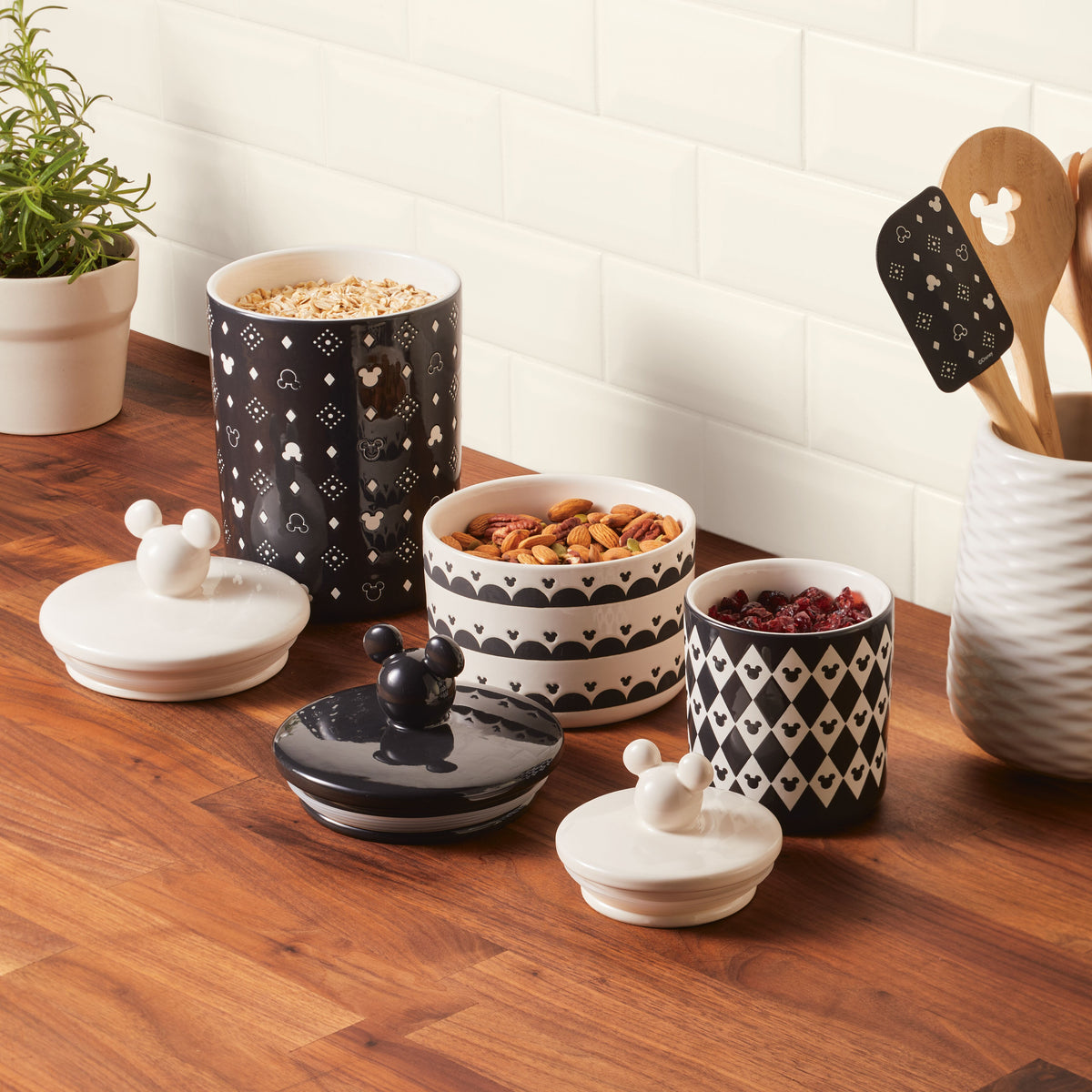 Ceramic Jar with Airtight Lid