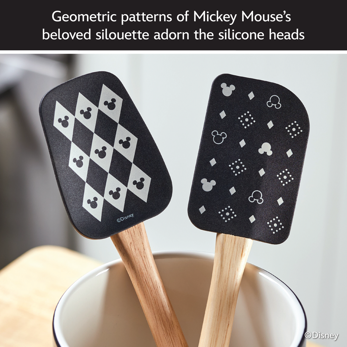 Monochrome Kitchen Tool Set