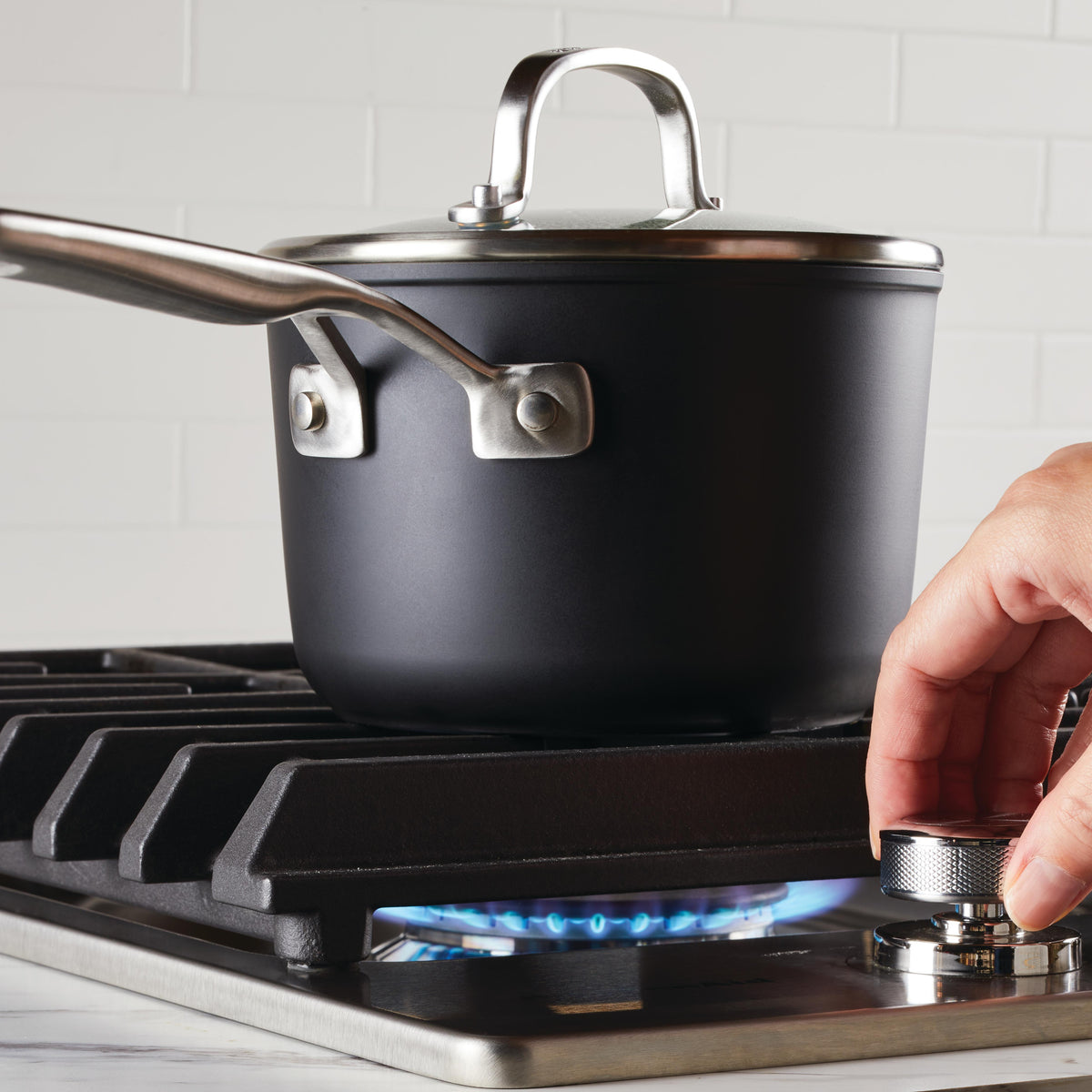 Hard-Anodized Induction 2-Quart Nonstick Saucepan with Lid