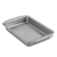 Side view of the gray 9 x 13-inch nonstick rectangular cake pan with concentric circle interior