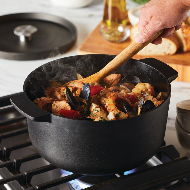 Seasoned 6-Quart Cast Iron Dutch Oven
