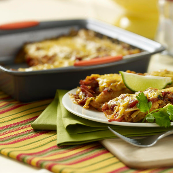 Yum-o! 9-Inch Square Cake Pan