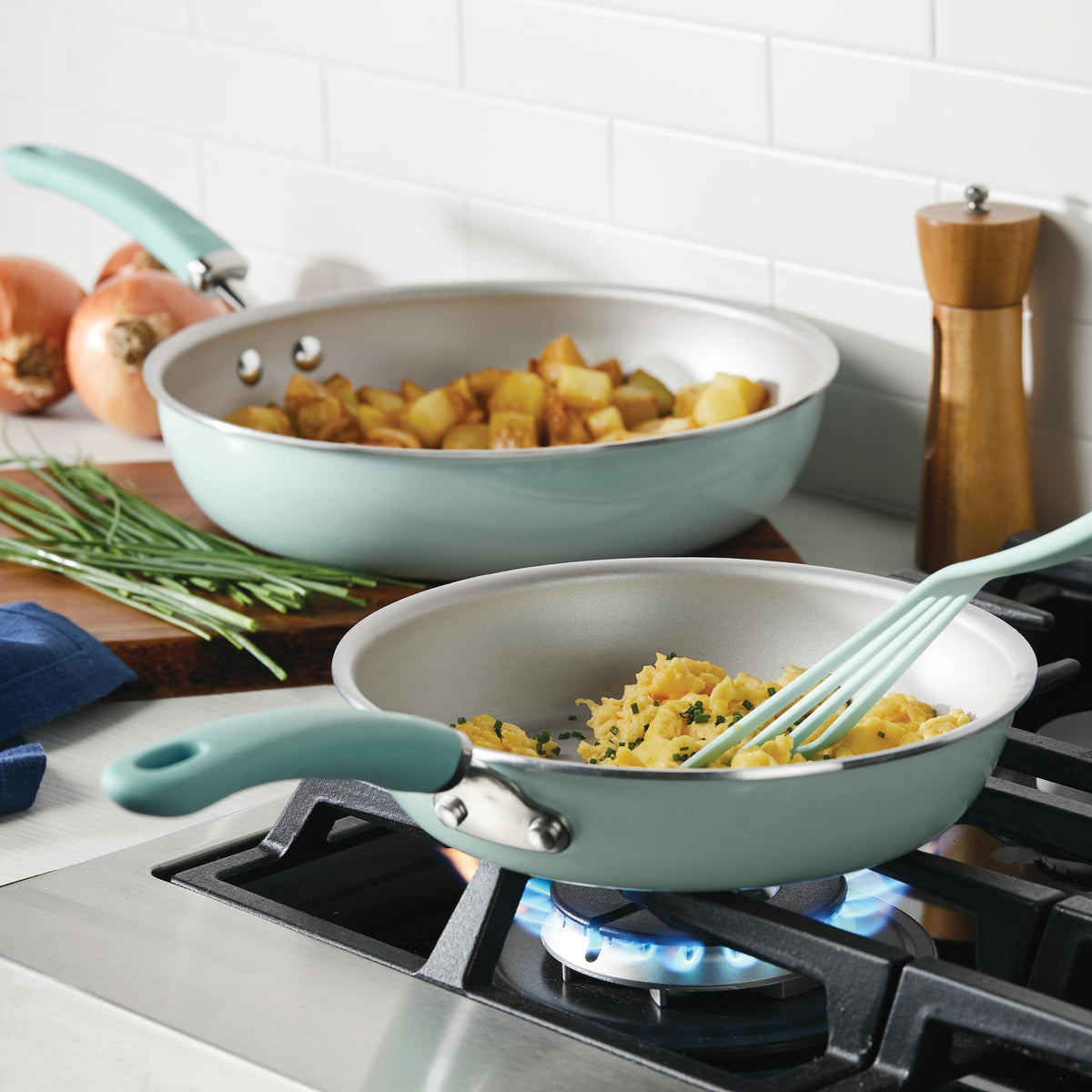 Create Delicious 9.5" and 11.75" Hard Anodized Nonstick Induction Frying Pan Set