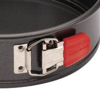 Yum-o! 9-Inch Springform Pan