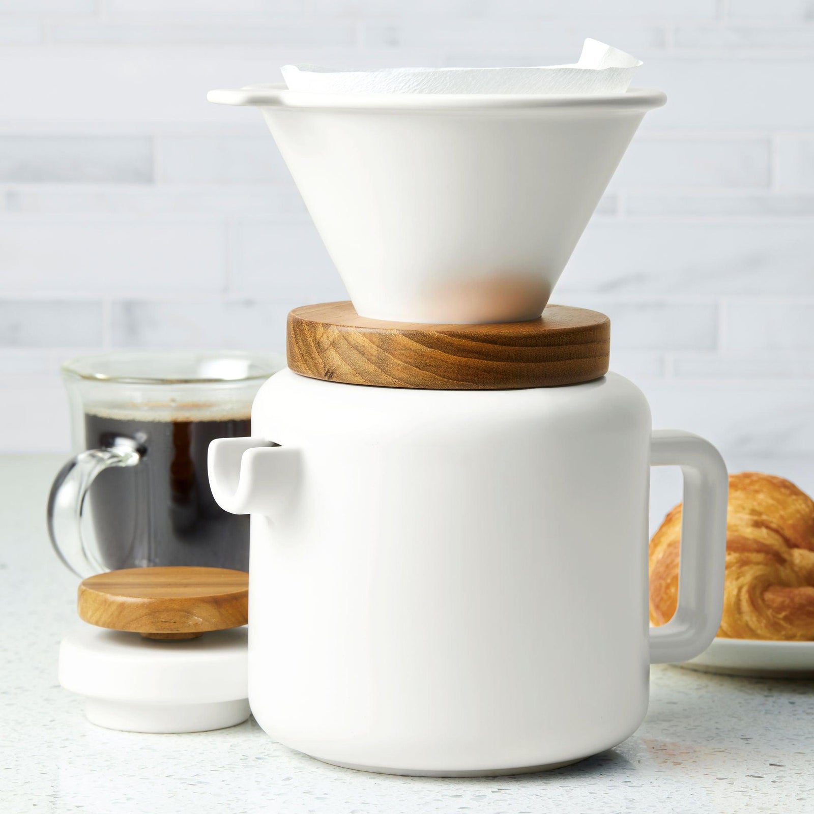 Ceramic pour over coffee maker outlet