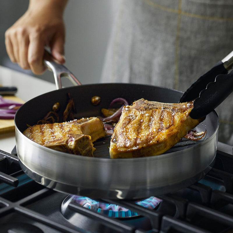 3-Ply Base Stainless Steel 10.25-Inch Nonstick Round Grill Pan