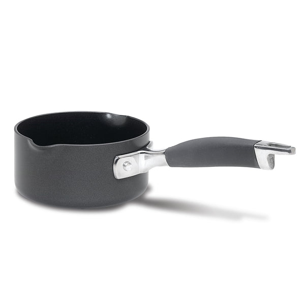 Advanced 1-Quart Pouring Saucepan